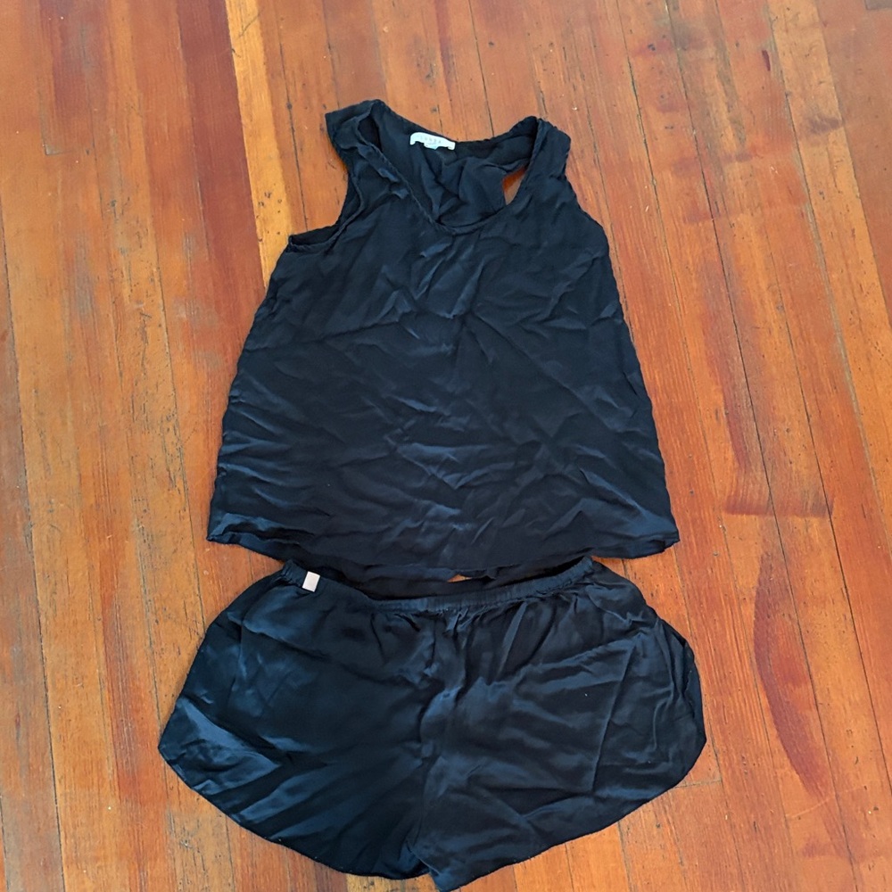 Lunya Women's Black Tulip Sleepwear Set